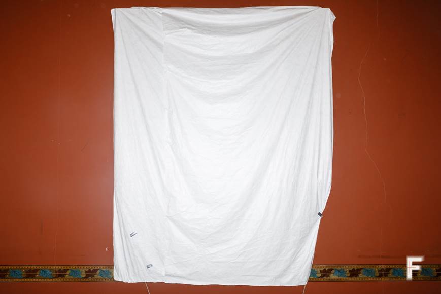 Прикрита картина в Національному музеї мистецтв імені Богдана та Варвари Ханенків, Київ, Україна.