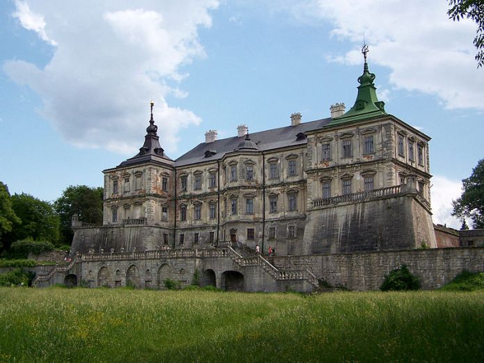 Підгорецький замок. Фото з https://uk.wikipedia.org